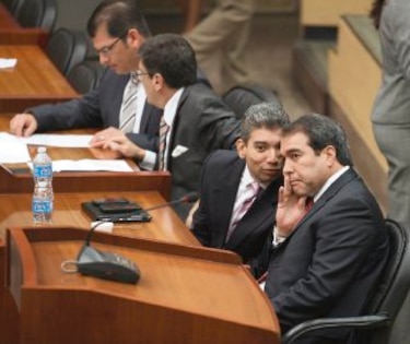 Negocios millonarios y una ley de blindaje