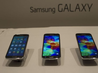 Samsung lanza el Galaxy S5, con monitor cardíaco