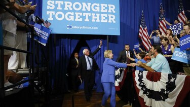 Bernie Sanders brinda respaldo a Hillary Clinton para presidenciales de Estados Unidos
