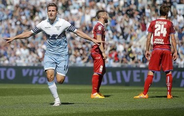 Lazio arrebata el segundo lugar a la Roma