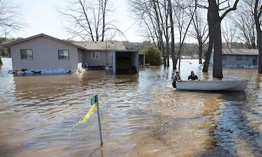 Inundaciones récord en Canadá, con más de 6 mil evacuados cerca de Montreal