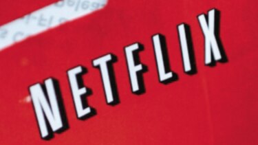 Netflix ofrece más de $300 millones por compañía de carteles