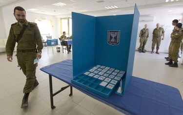 Candidatos israelíes apuran la campaña víspera de elecciones
