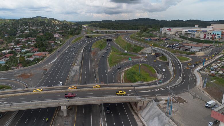 $382 millones y una concesión por 21 años para ampliar y mantener las vías del Centenario y la Autopista Panamá–La Chorrera.