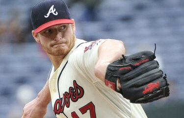 Miller corta racha sin victoria y Bravos ganan a Cardinales