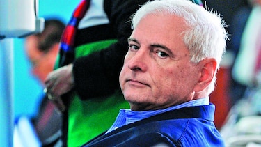 Ricardo Martinelli extorsionador; Lavítola el mensajero