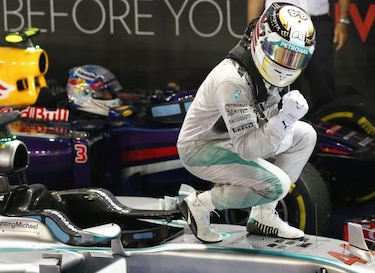 Hamilton gana el Gran Premio de Singapur de Fórmula 1 y lidera el Mundial