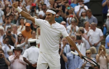 Federer y Murray avanzan