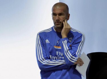 Federación española inhabilita a Zidane para dirigir a filial del Real Madrid