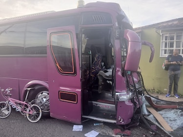 Los 25 estudiantes que resultaron heridos en el accidente en Arraiján fueron dados de alta
