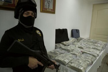 Crean nueva fiscalía para investigar delitos relacionados al blanqueo de capitales