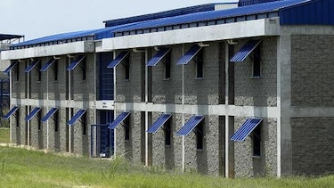 Destituciones, rotaciones y auditorías en centro penitenciario