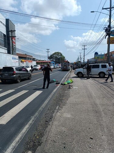 Dos trabajadoras de aseo de la AAUD fueron atropelladas por un ‘diablo verde’