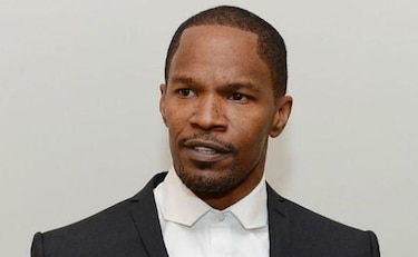 Actor Jamie Foxx rescata a conductor de vehículo en llamas