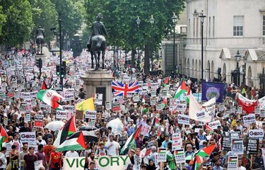 En Londres se manifiestan contra los ataques israelíes en Gaza