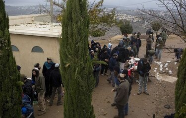 Habitantes de asentamiento judío aceptan salir