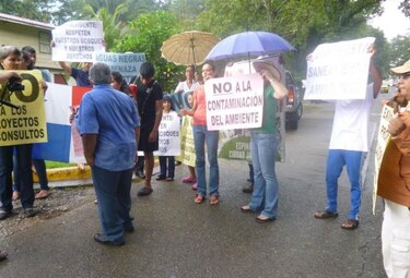 En Espinar de Colón protestan por construcción de proyecto habitacional