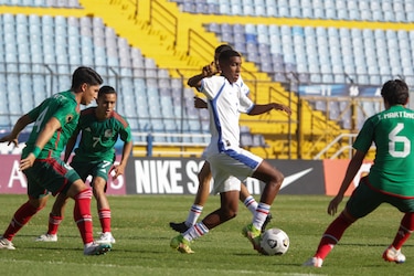 Selección Sub-17 cae ante México 5-0 en torneo eliminatorio de la Concacaf
