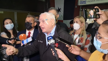 Juezas que absolvieron a Martinelli cuestionan papel del testigo protegido; defensa de querellantes dice que el fallo es ‘nefasto’
