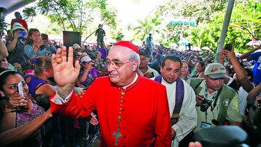 El Papa confía dos puestos en la Curia romana al cardenal Lacunza