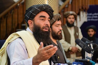 Talibanes prometen perdón general y respetar a las mujeres según ‘principios del islam’