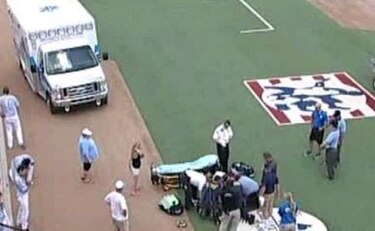 Muere 'bat boy' tras ser golpeado con un bate