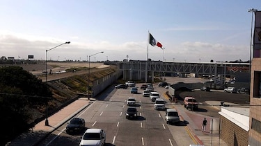 México plantea a Estados Unidos extender un mes más restricciones en frontera