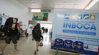 Critican impuesto municipal a turistas en Bocas del Toro