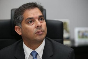 Adolfo Valderrama, presidente del Legislativo, viaja a Estados Unidos