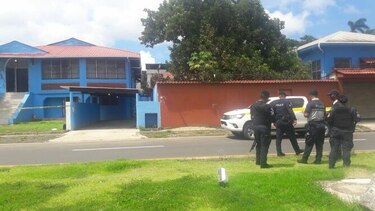Aprehenden a una persona por intento de robo en el IMELCF de Colón