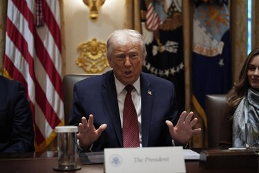 Trump amenaza con arancel del 5% a México por incumplimiento del Tratado de Aguas