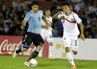 Fútbol: Costa Rica no baja su nivel y le amarga la noche a Uruguay