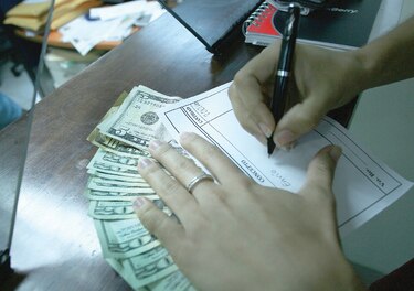 Remesas desde Panamá cayeron 39% en 2020  