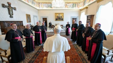 Llevan al Vaticano interés para convertir al padre Gallego en santo y el Papa León XIV envía oración a Panamá tras terremoto