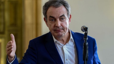 Abuchean a José Rodríguez Zapatero mientras observaba elecciones en Venezuela