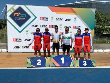 Atletas paralímpicos de paraciclismo clasifican a los juegos Para-Panamericanos