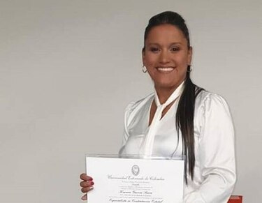 Asesinan a candidata a alcaldía y a cinco personas más en un ataque en Colombia