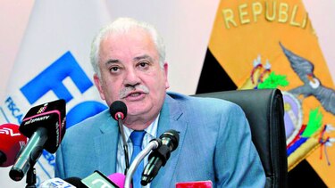 Detienen a ex fiscal general de Ecuador