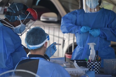 OPS: Grupo de 60 a 79 años registra la mayor incidencia de nuevos contagios del coronavirus