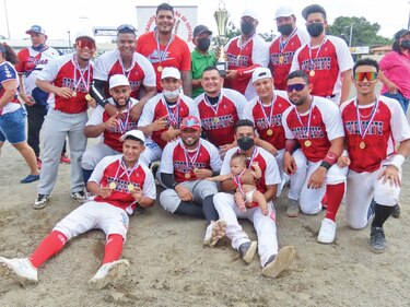 Torneo Superior de Softbol revela nuevos talentos