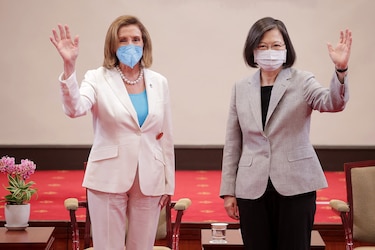Nueva delegación de Estados Unidos viaja a Taiwán en medio de la crisis con China