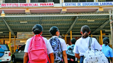 Asesinan a un estudiante cuando se dirigía al colegio