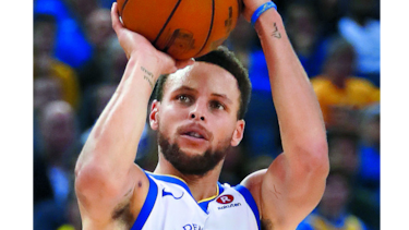 Curry se interesa en ser dueño de los Panthers