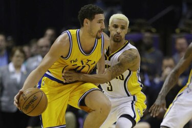 Warriors siguen invictos en la NBA