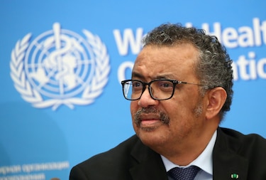 Director de la OMS dice que resultados preliminares de la vacuna de Pfizer son ‘noticias alentadoras’