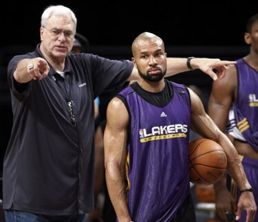 Derek Fisher acepta dirigir a los Knicks