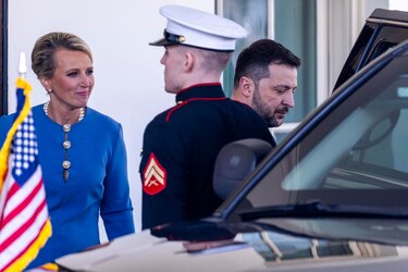Zelenski dice tener ‘respeto’ por Trump, pero evita disculparse