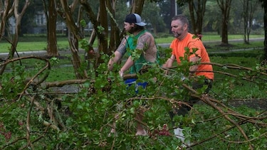 Tras tocar tierra en Luisiana, Barry vuelve a convertirse en tormenta tropical