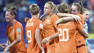 Holanda derrota a Suecia y jugará la final contra EU