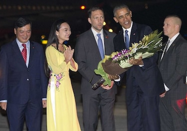 Obama llega a Vietnam para abordar el tema del libre comercio y la seguridad